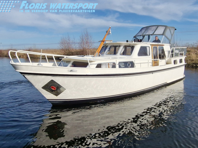 Motorboot Blauwe Hand 575