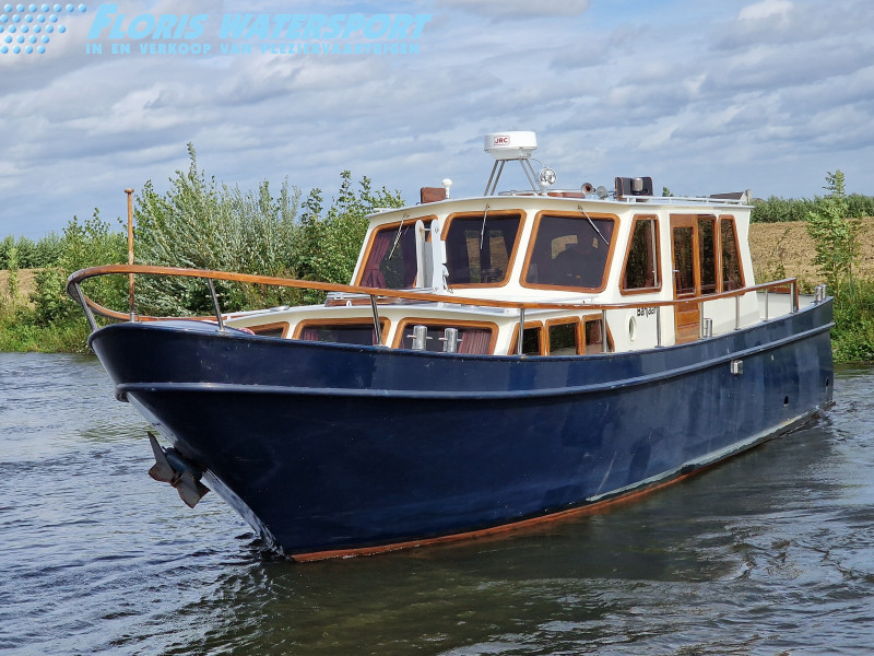 Motorboot Samofa 6DR5