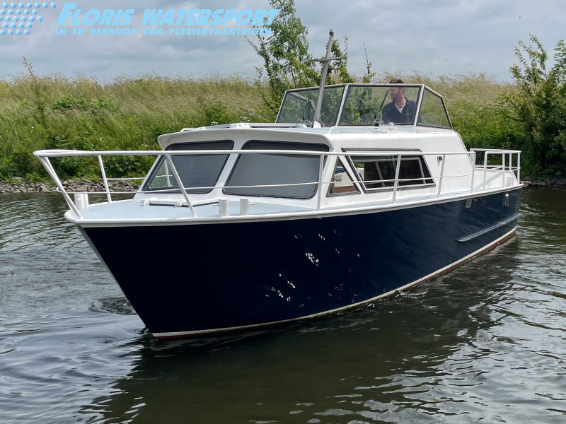 Motorboot Target Express 800