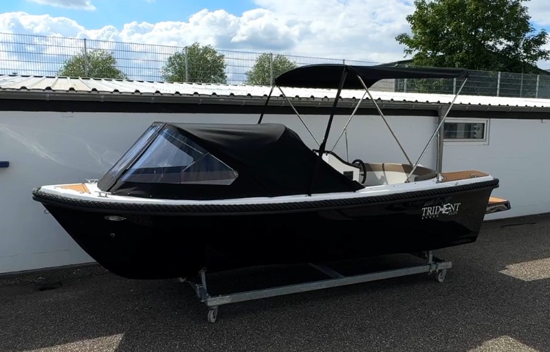 Motorboot Trident 520 Classic