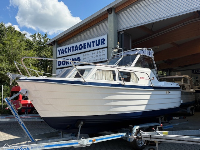 Motorboot Inter 6800 Nor Line