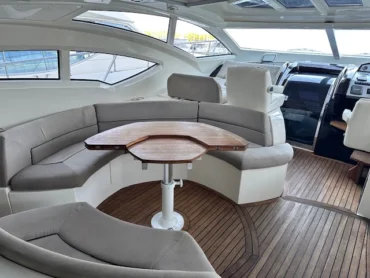 Motorboot Absolute 56 STY