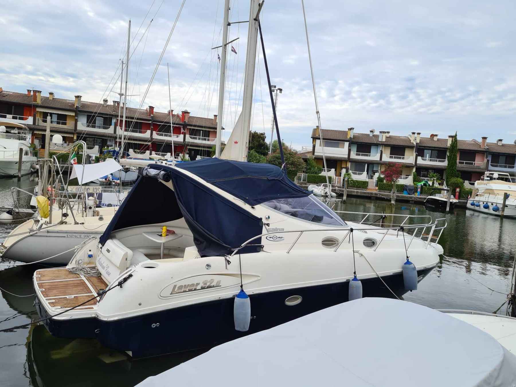 Motorboot Salpa Laver 32.5