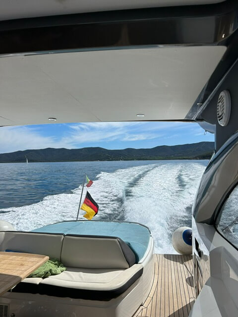 Motorboot Princess V48
