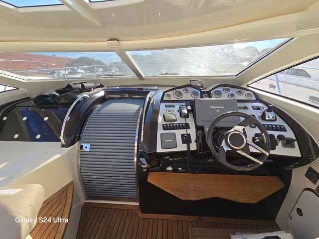 Motorboot Absolute 56 STC