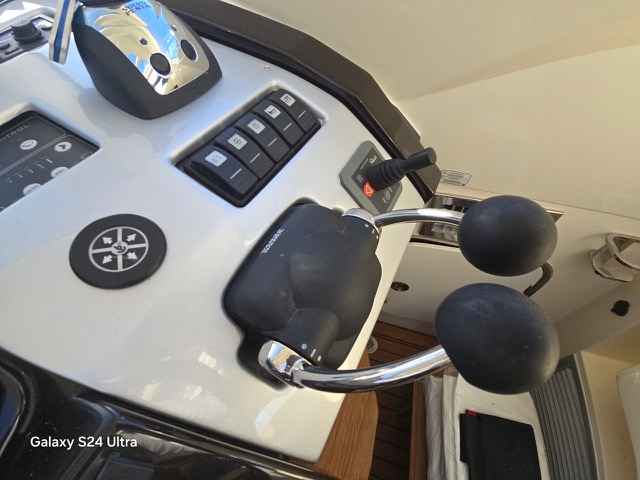 Motorboot Absolute 56 STC