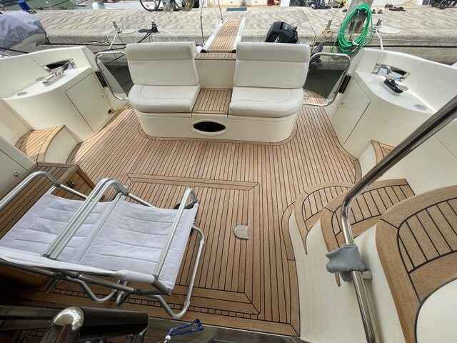 Motorboot Azimut 46
