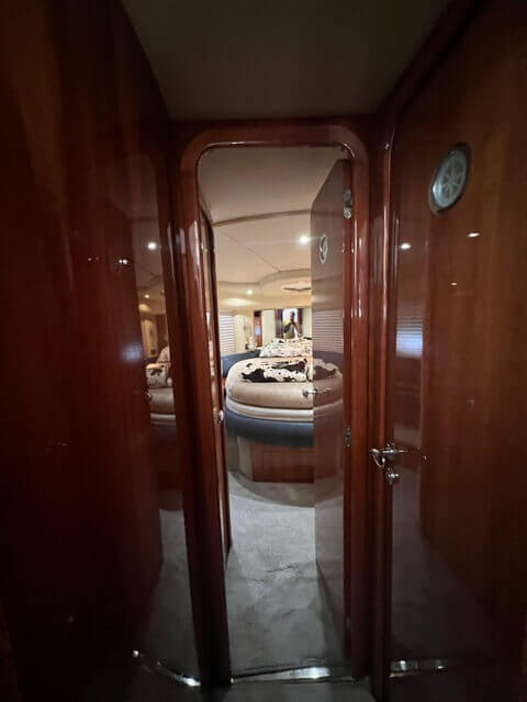 Motorboot Azimut 42