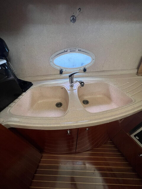 Motorboot Azimut 42