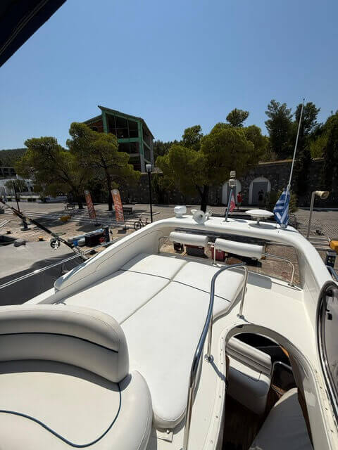 Motorboot Azimut 42