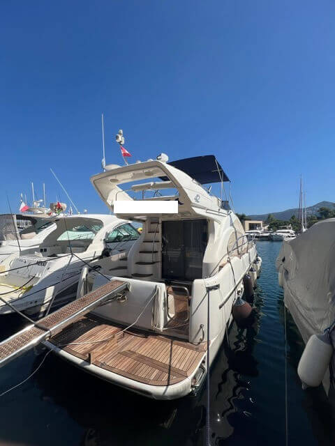 Motorboot Azimut 42