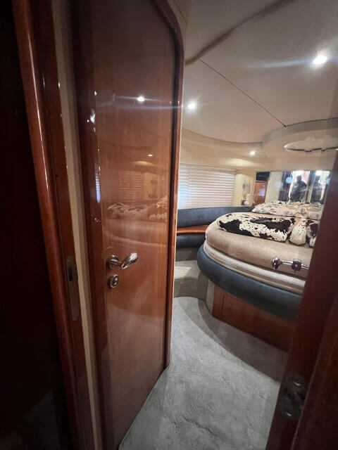 Motorboot Azimut 42