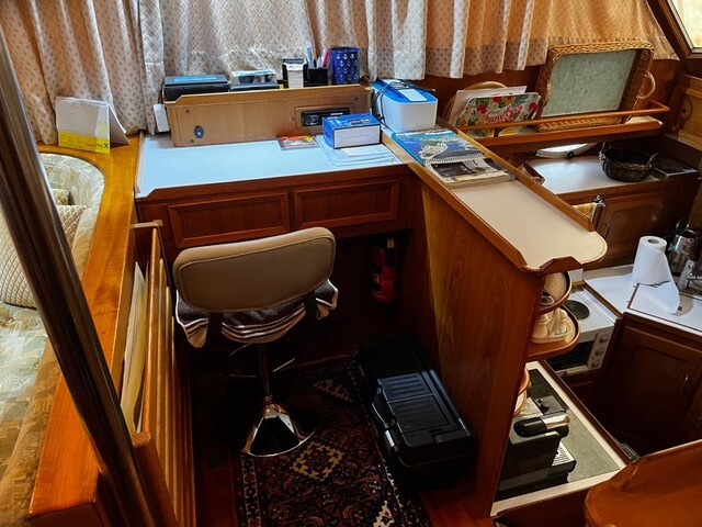 Motorboot Edership 41 Aftcabin