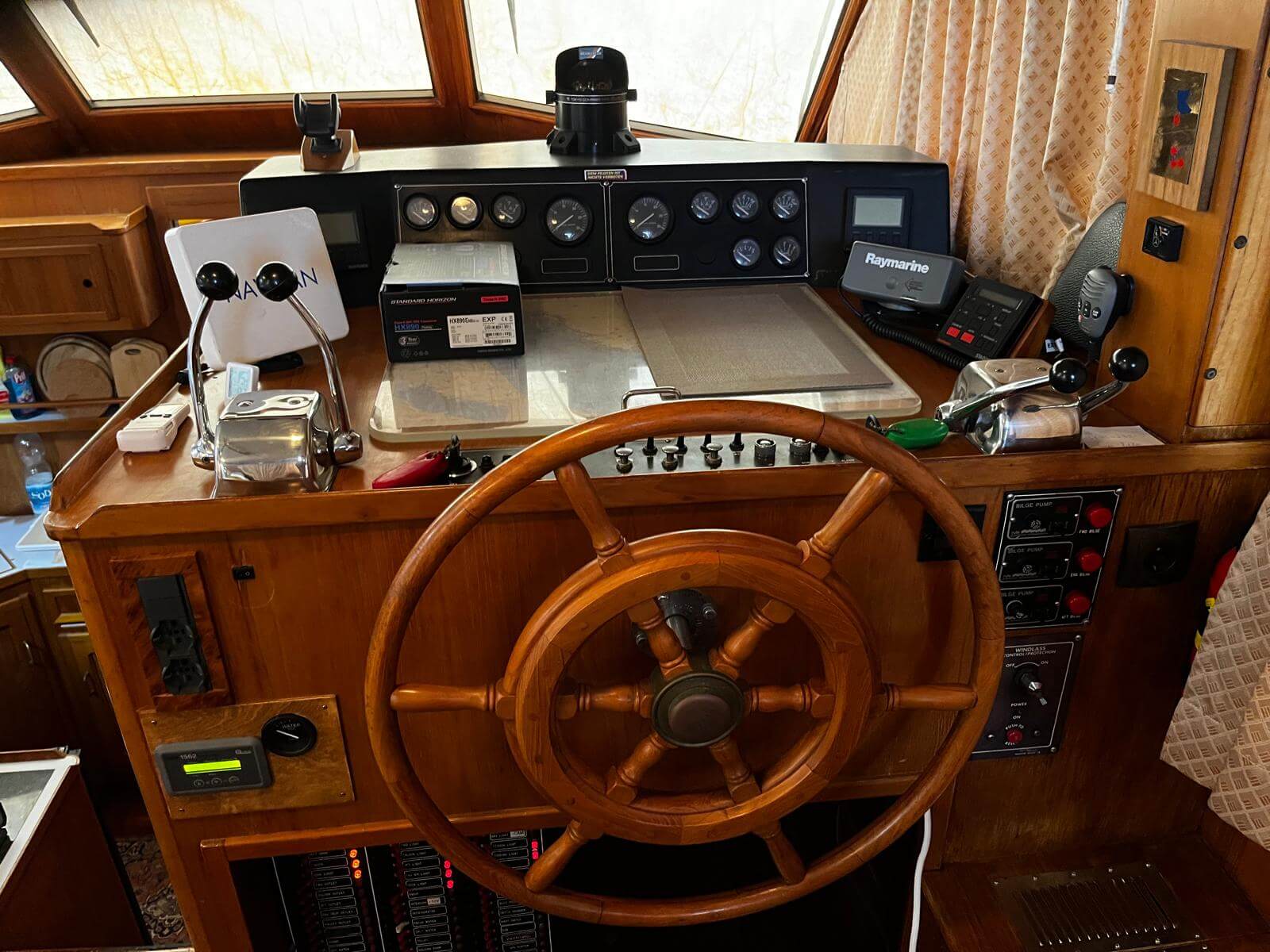 Motorboot Edership 41 Aftcabin
