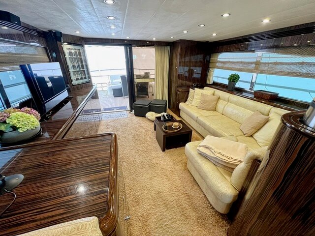 Motorboot Elegance 64 Garage