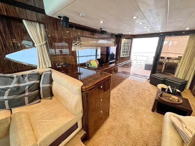 Motorboot Elegance 64 Garage