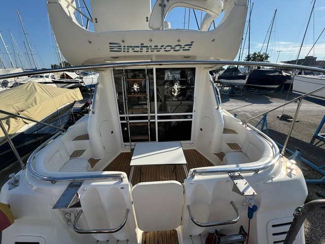 Motorboot Birchwood TS 340
