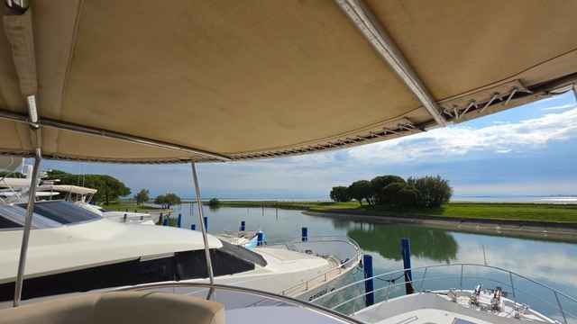 Motorboot Trader 64 Sunliner