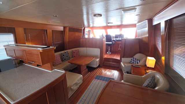Motorboot Trader 64 Sunliner