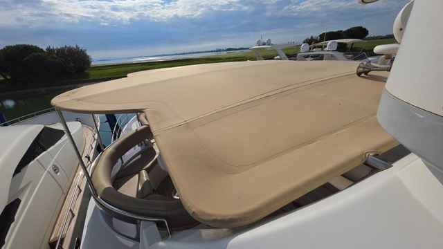 Motorboot Trader 64 Sunliner