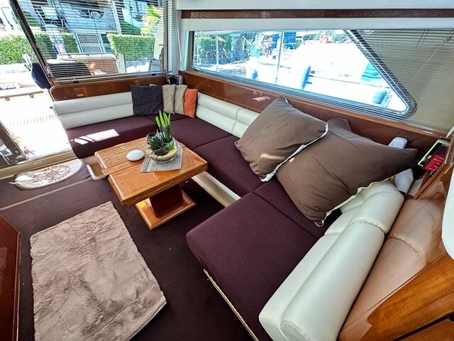 Motorboot Ferretti 150