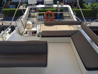 Motorboot Ferretti 150