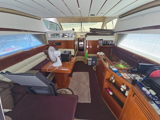 Motorboot Ferretti 150