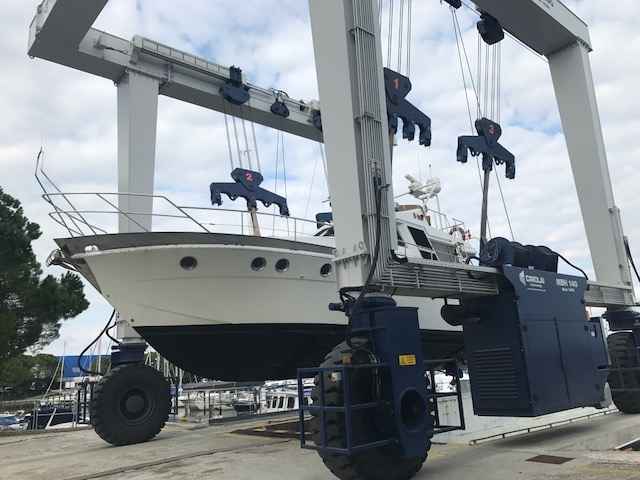 Motorboot Posillipo Tobago 47