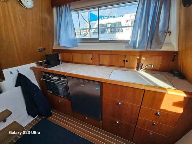Motorboot Nimbus 340 Commander