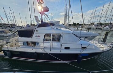 Motorboot Nimbus 340 Commander