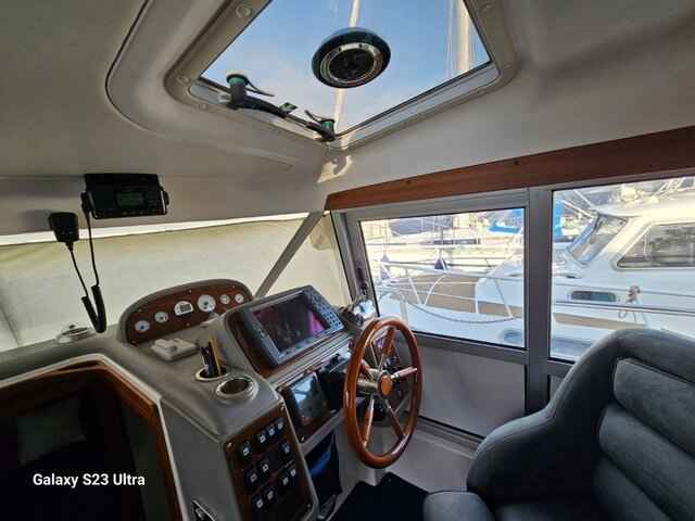 Motorboot Nimbus 340 Commander