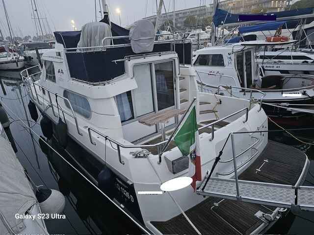 Motorboot Nimbus 340 Commander