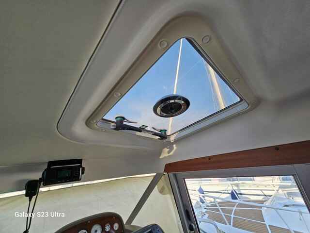 Motorboot Nimbus 340 Commander