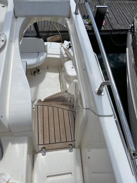 Motorboot Sealine 330 Fly