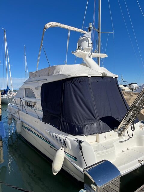 Motorboot Sealine 330 Fly
