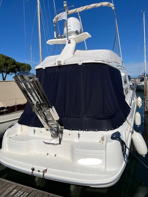 Motorboot Sealine 330 Fly