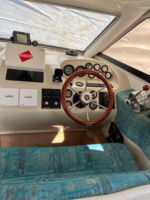 Motorboot Sealine 330 Fly
