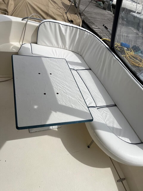 Motorboot Sealine 330 Fly