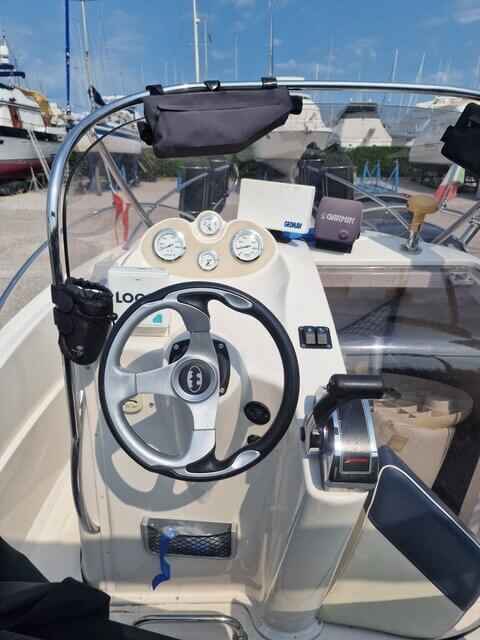 Motorboot Quicksilver 555