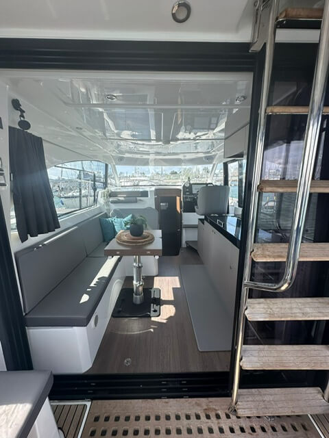Motorboot Beneteau Antares 11