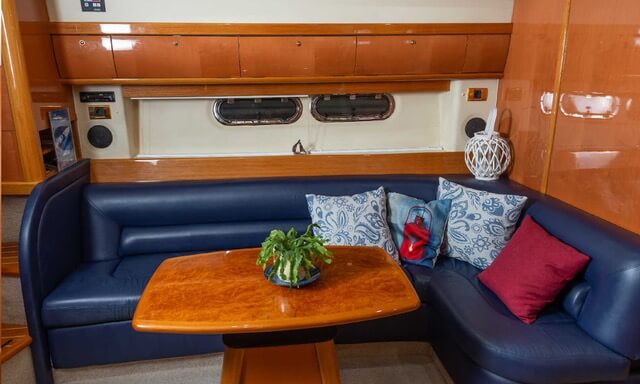 Motorboot Sealine S48