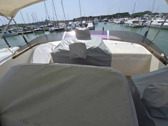 Motorboot Fairline 62/65 Squadron