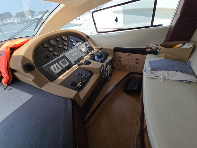 Motorboot Astondoa 52 GLX