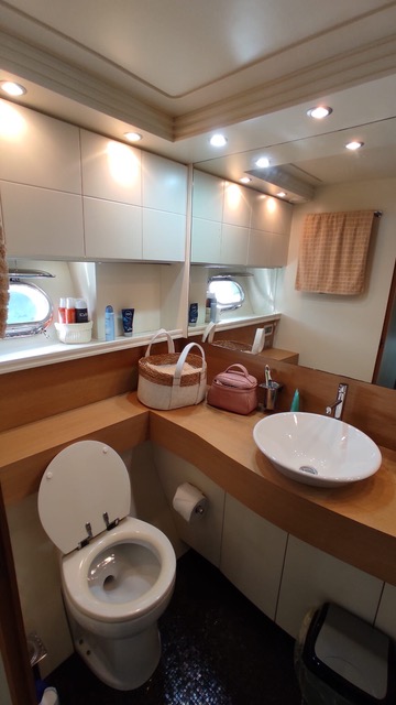 Motorboot AB Yachts 68