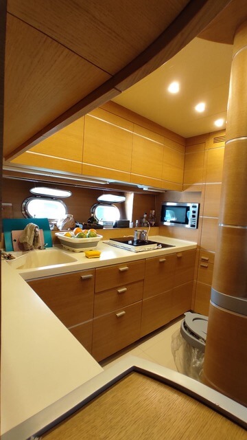 Motorboot AB Yachts 68
