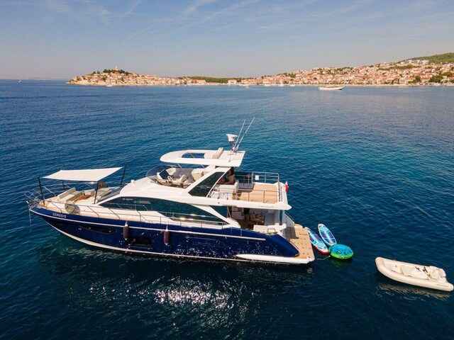 Motorboot Azimut 60 Fly -HT