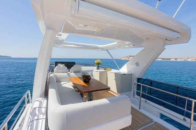 Motorboot Azimut 60 Fly -HT