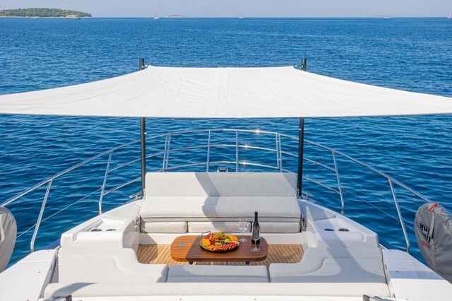 Motorboot Azimut 60 Fly -HT