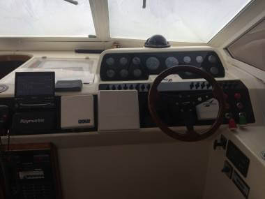 Motorboot Fairline 37 Phantom