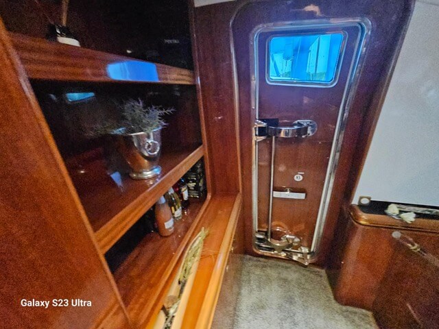 Motorboot Elegance 70 Flybridge